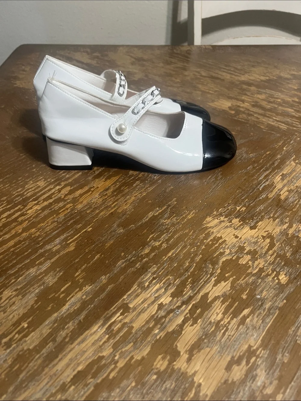 N/A elegant white